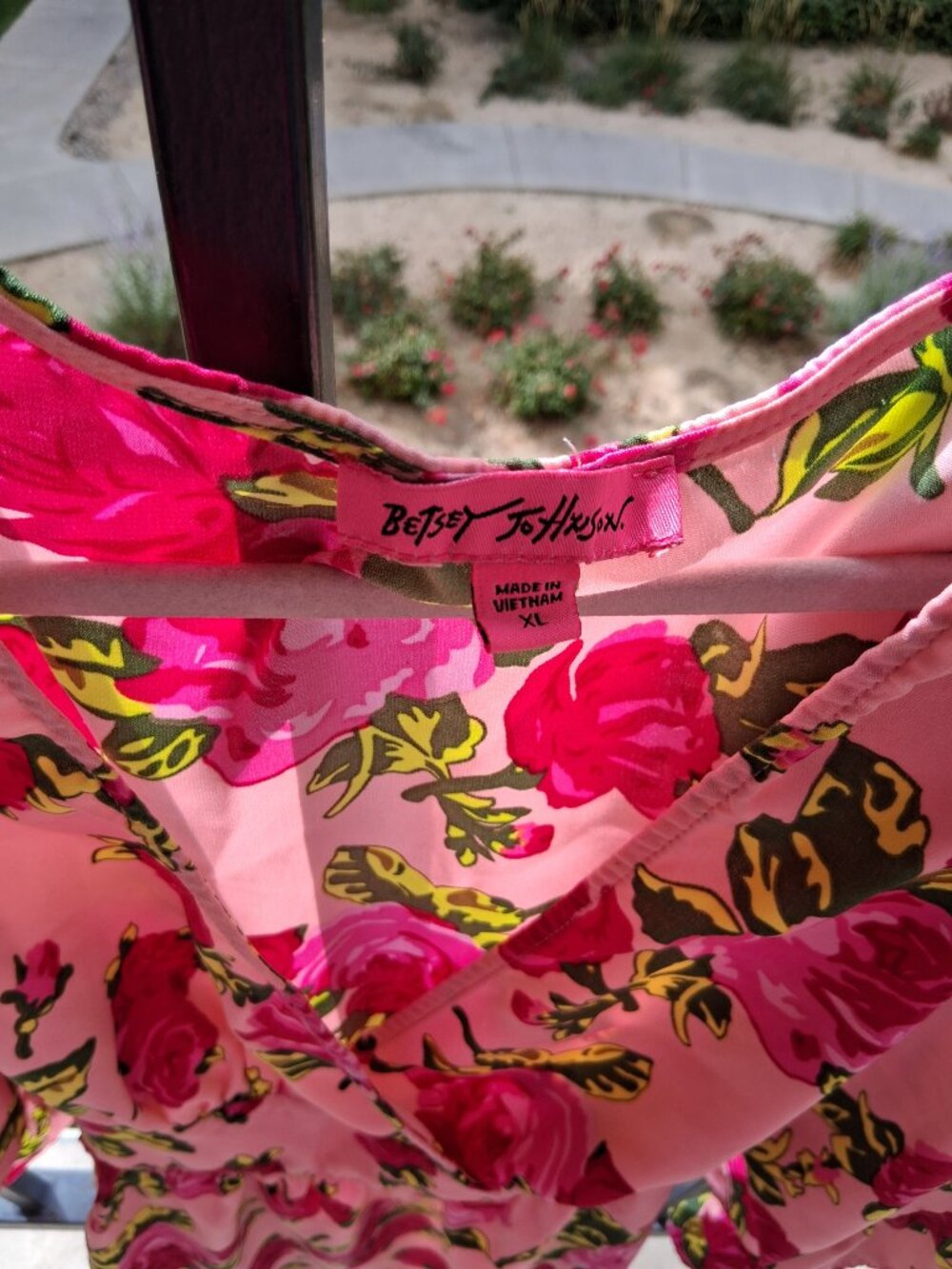 Betsey Johnson Vintage Pink Red Roses Ruffle Floral Tunic Peplum Tie Top XL - Picture 5 of 5